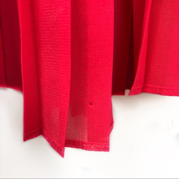 Beautiful red pleated high/low dress - Picture 5 of 6